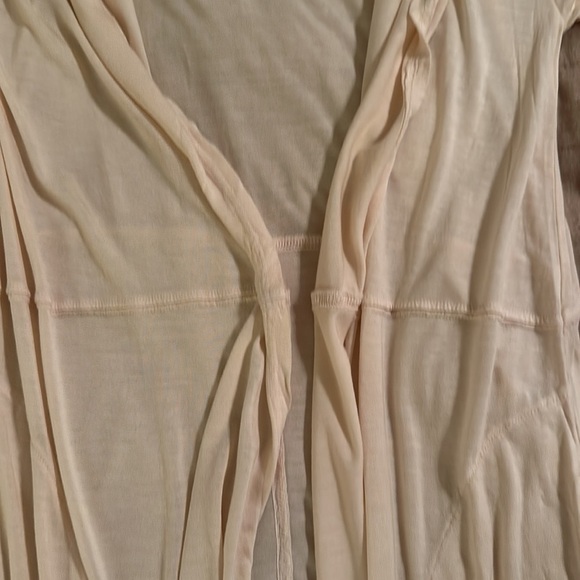 Lamade Midi Length Lightweight Sweater - Picture 7 of 8